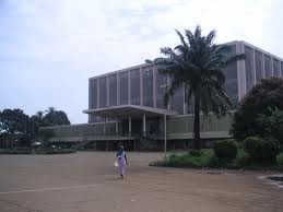 Le Palais du Peuple siège de l’Assemblée nationale Guinéenne Wikimédia Commons